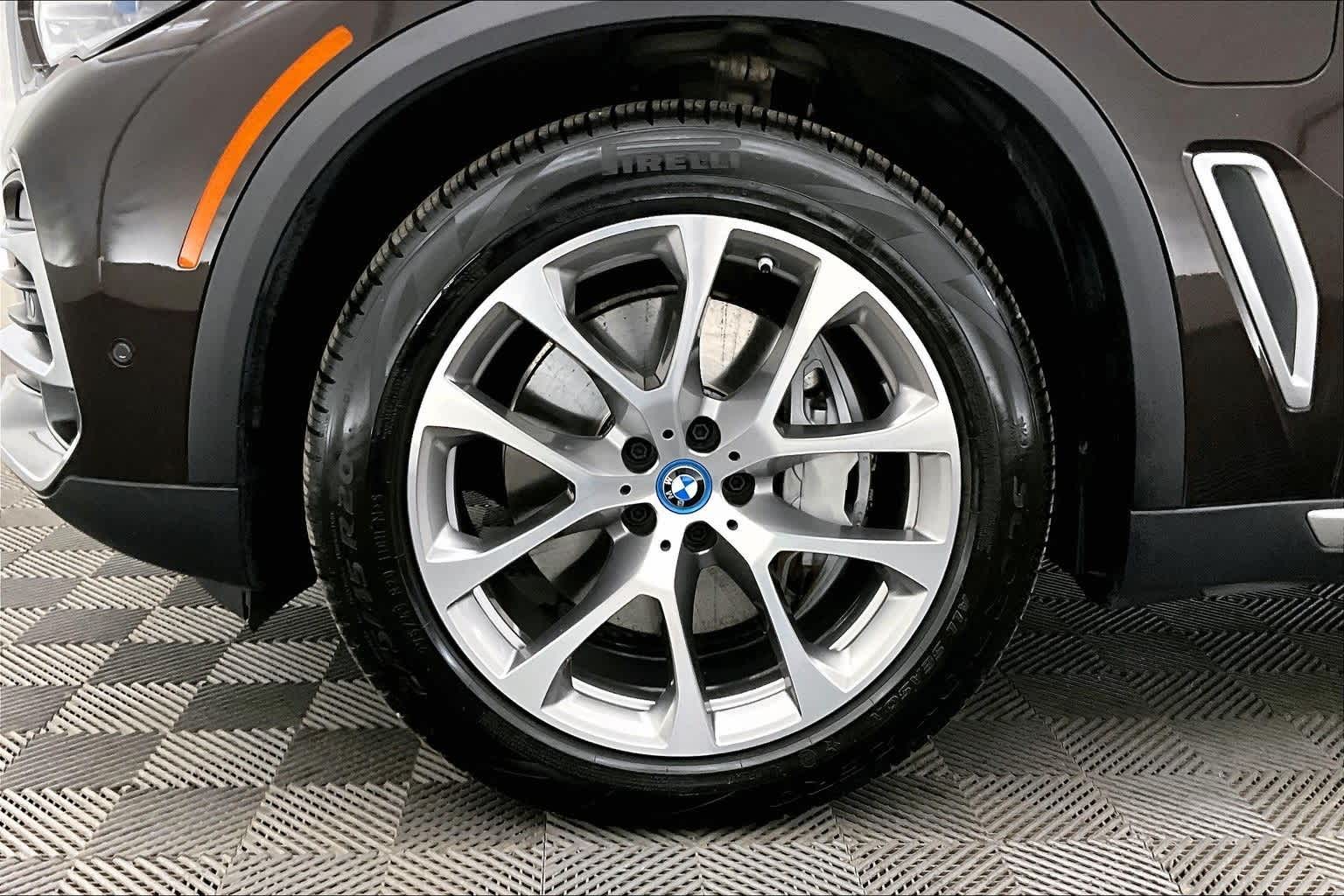 2022 BMW X5 xDrive45e