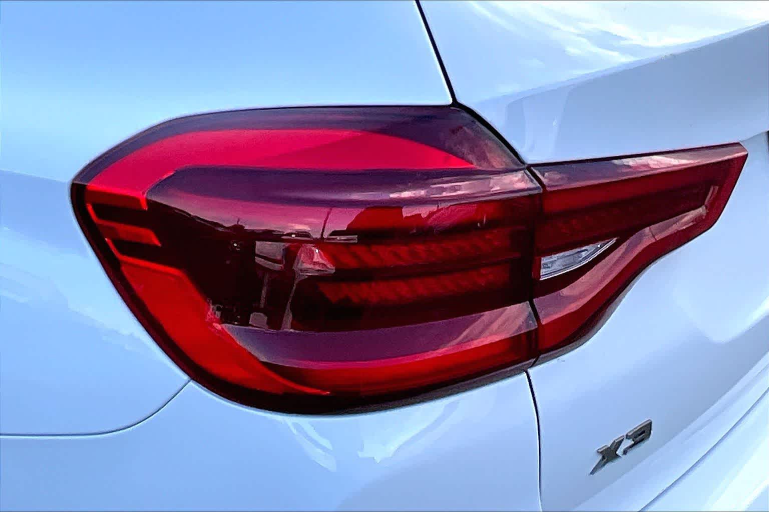 2021 BMW X3 M40i
