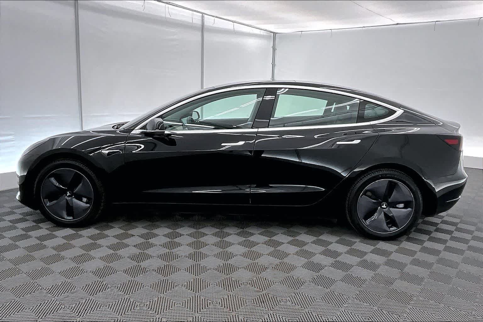 2019 Tesla Model 3 Base