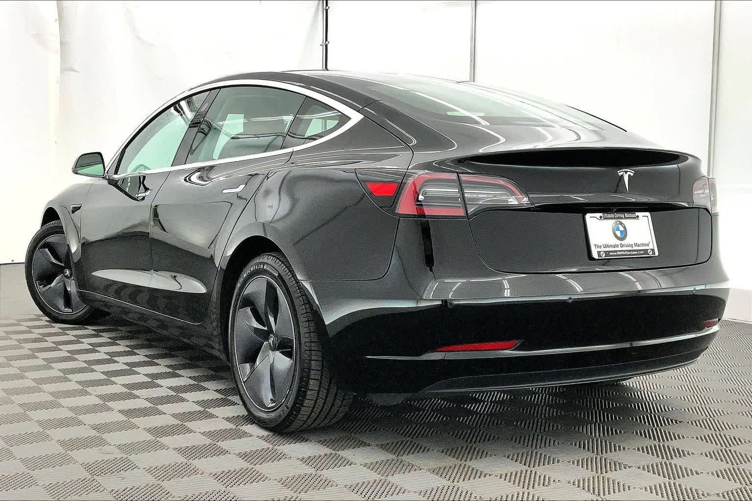 2019 Tesla Model 3 Base