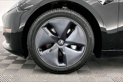 2019 Tesla Model 3 Base