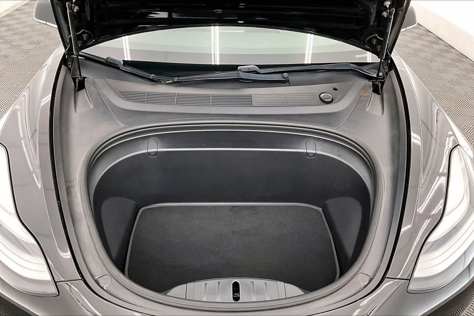 2019 Tesla Model 3 Base
