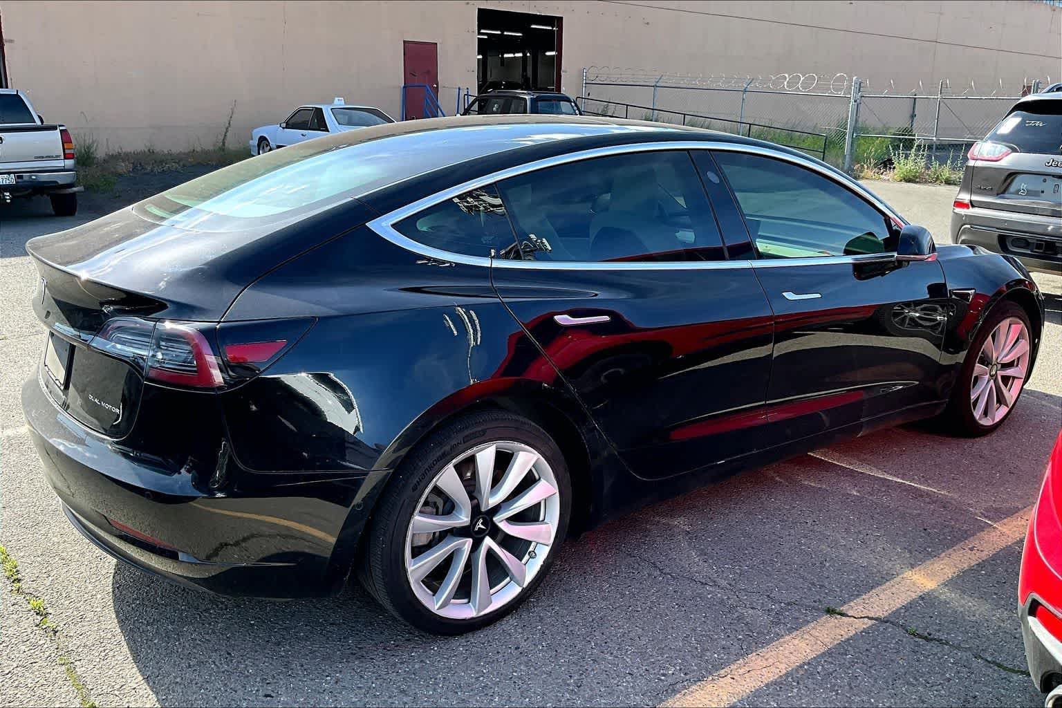 2020 Tesla Model 3 Long Range