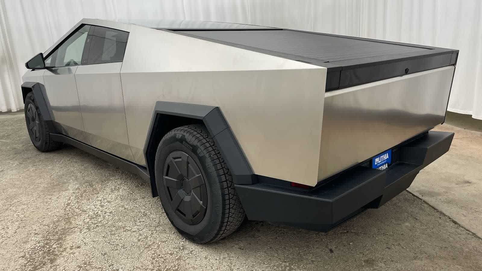 2024 Tesla Cybertruck AWD