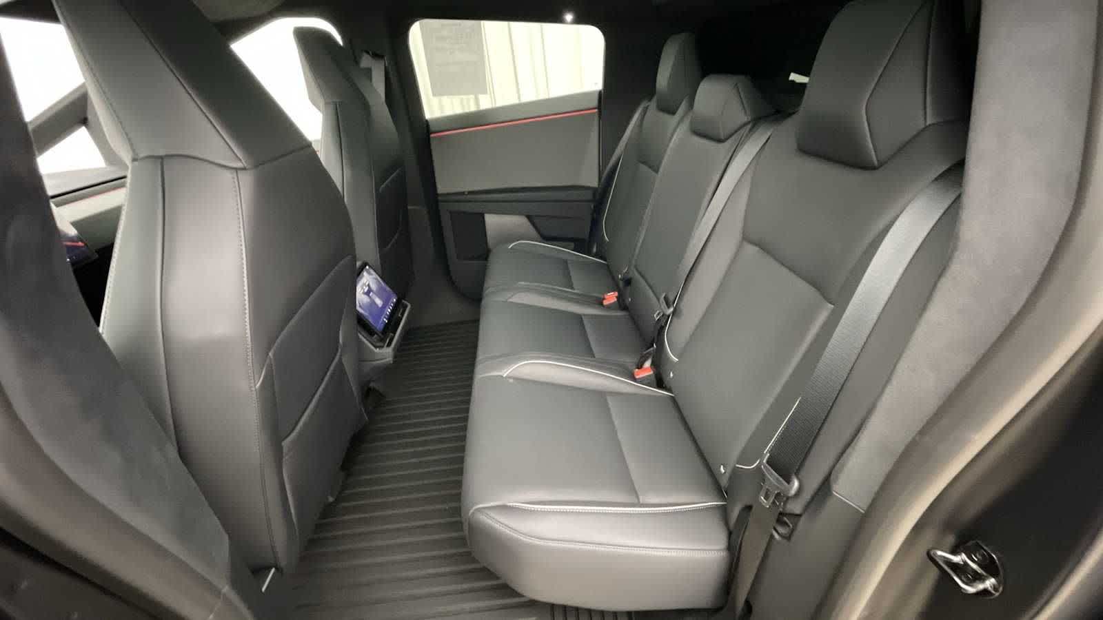 2024 Tesla Cybertruck AWD