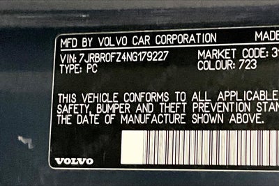 2022 Volvo S60 Recharge Plug-In Hybrid R-Design Expression