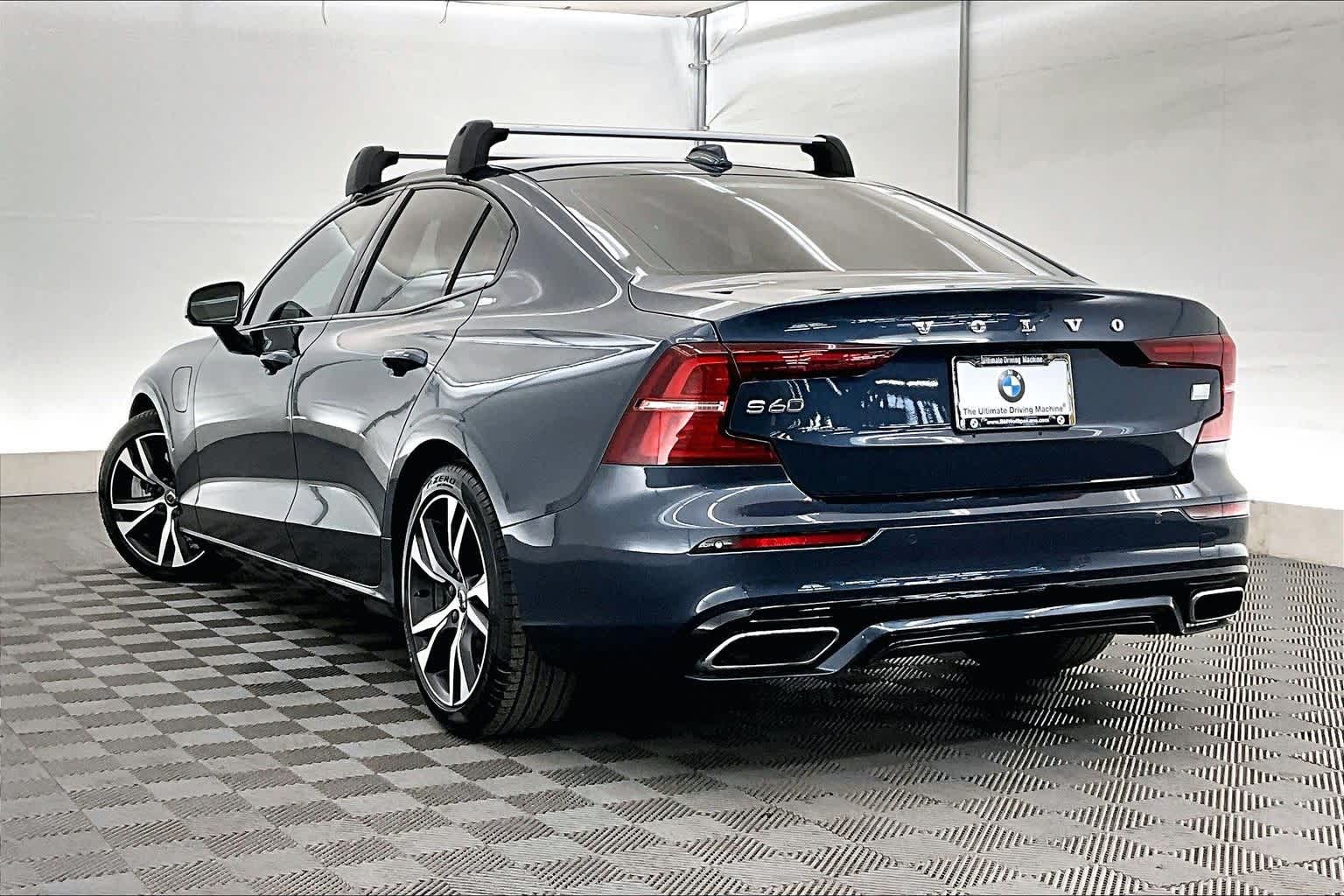 2022 Volvo S60 Recharge Plug-In Hybrid R-Design Expression