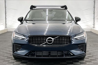 2022 Volvo S60 Recharge Plug-In Hybrid R-Design Expression