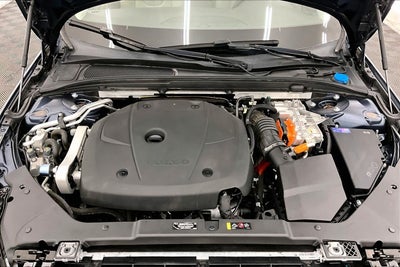 2022 Volvo S60 Recharge Plug-In Hybrid R-Design Expression
