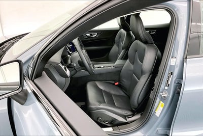2024 Volvo S60 Core Dark Theme