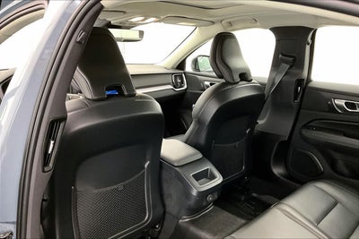 2024 Volvo S60 Core Dark Theme
