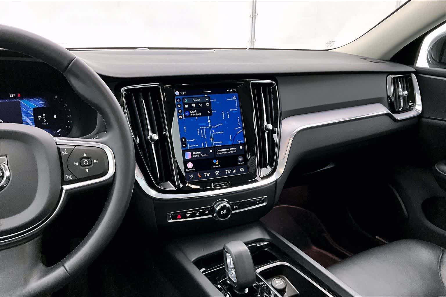 2024 Volvo S60 Core Dark Theme