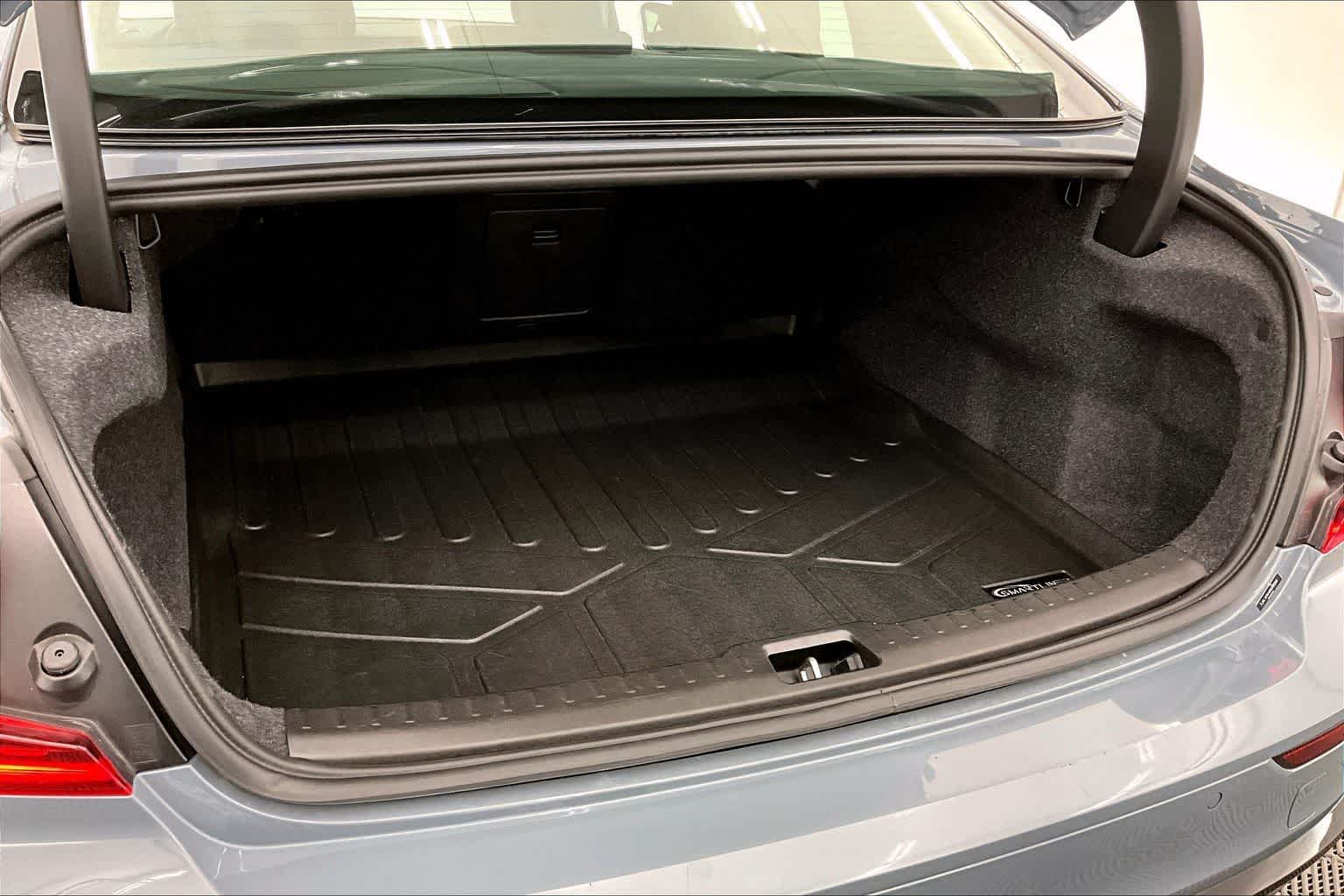 2024 Volvo S60 Core Dark Theme