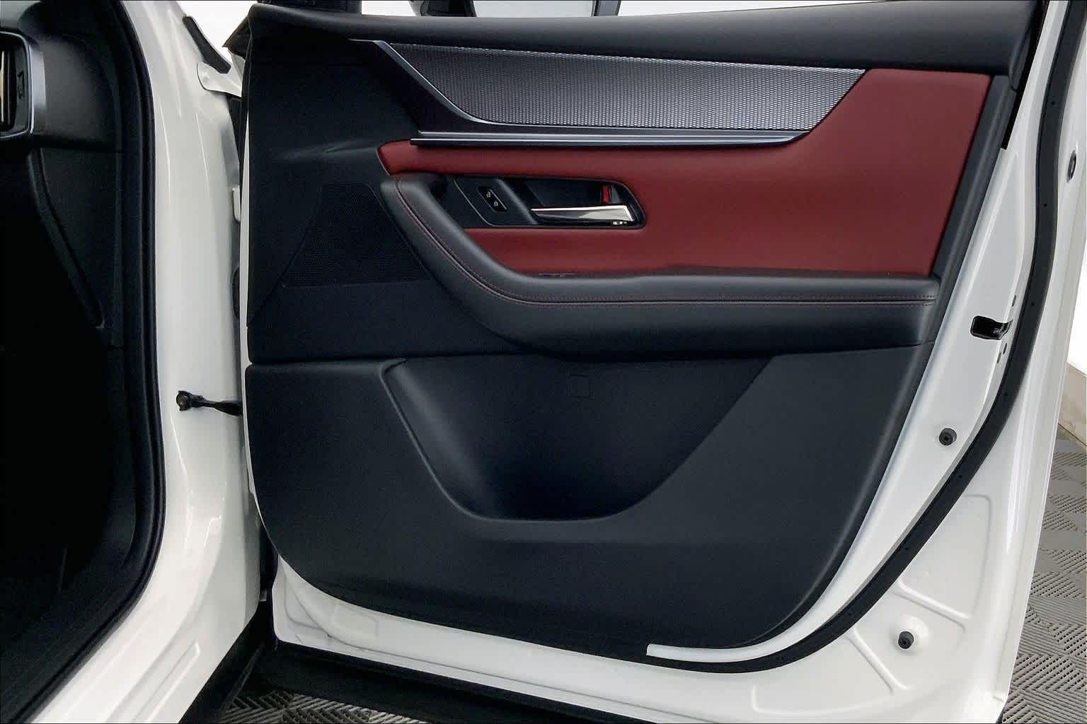 2025 Mazda Mazda CX-70 PHEV Premium Plus Package