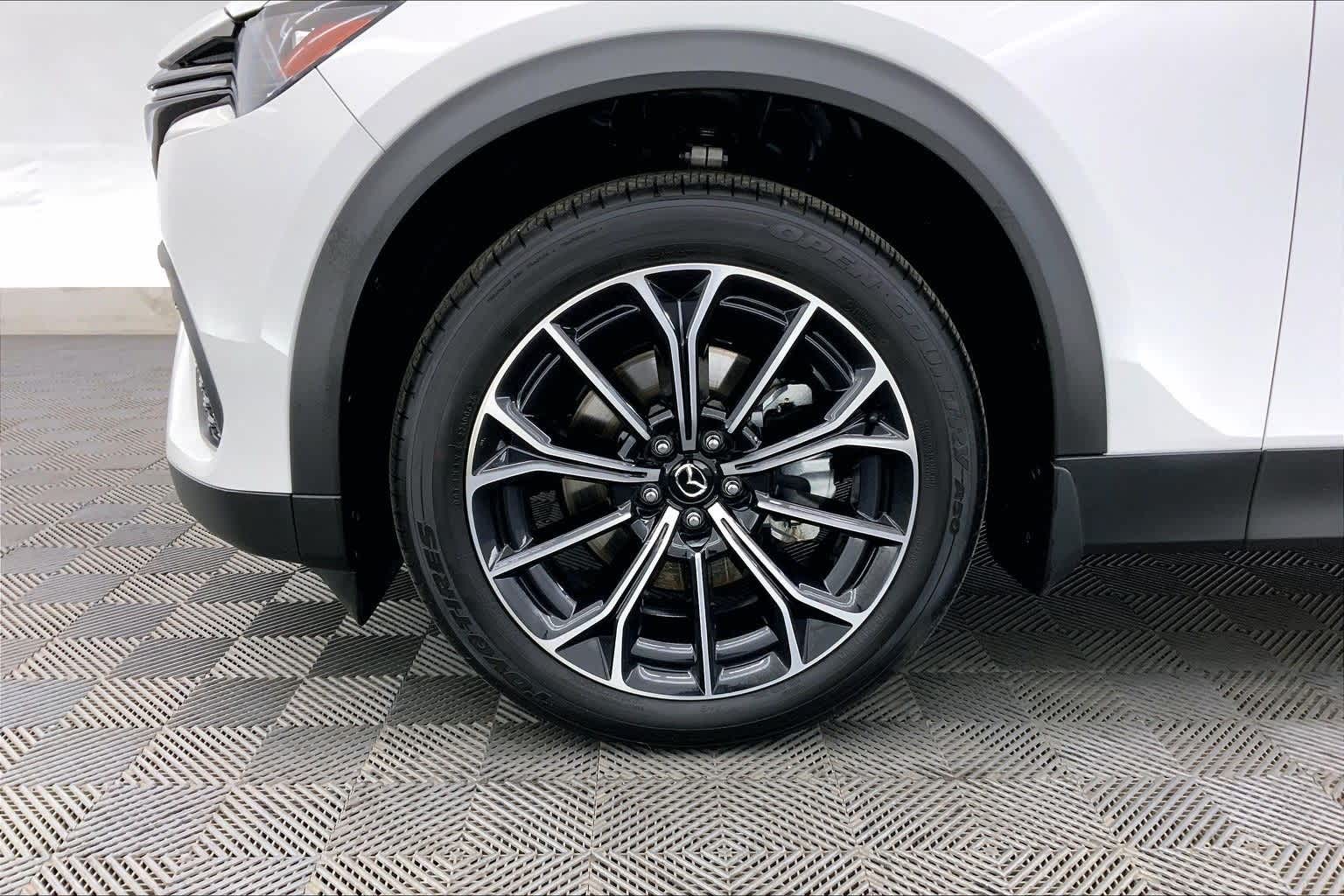 2025 Mazda Mazda CX-70 PHEV Premium Plus Package