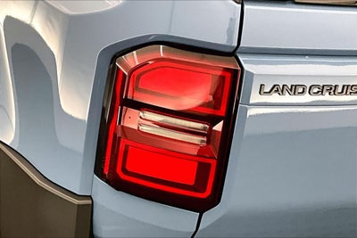 2025 Toyota Land Cruiser 4WD (Natl)