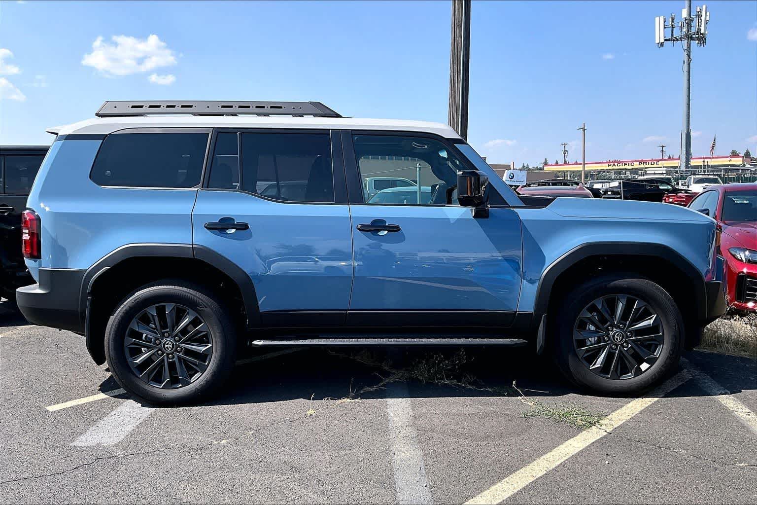 2025 Toyota Land Cruiser 4WD (Natl)