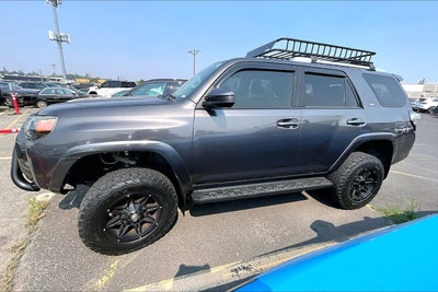 2017 Toyota 4Runner SR5