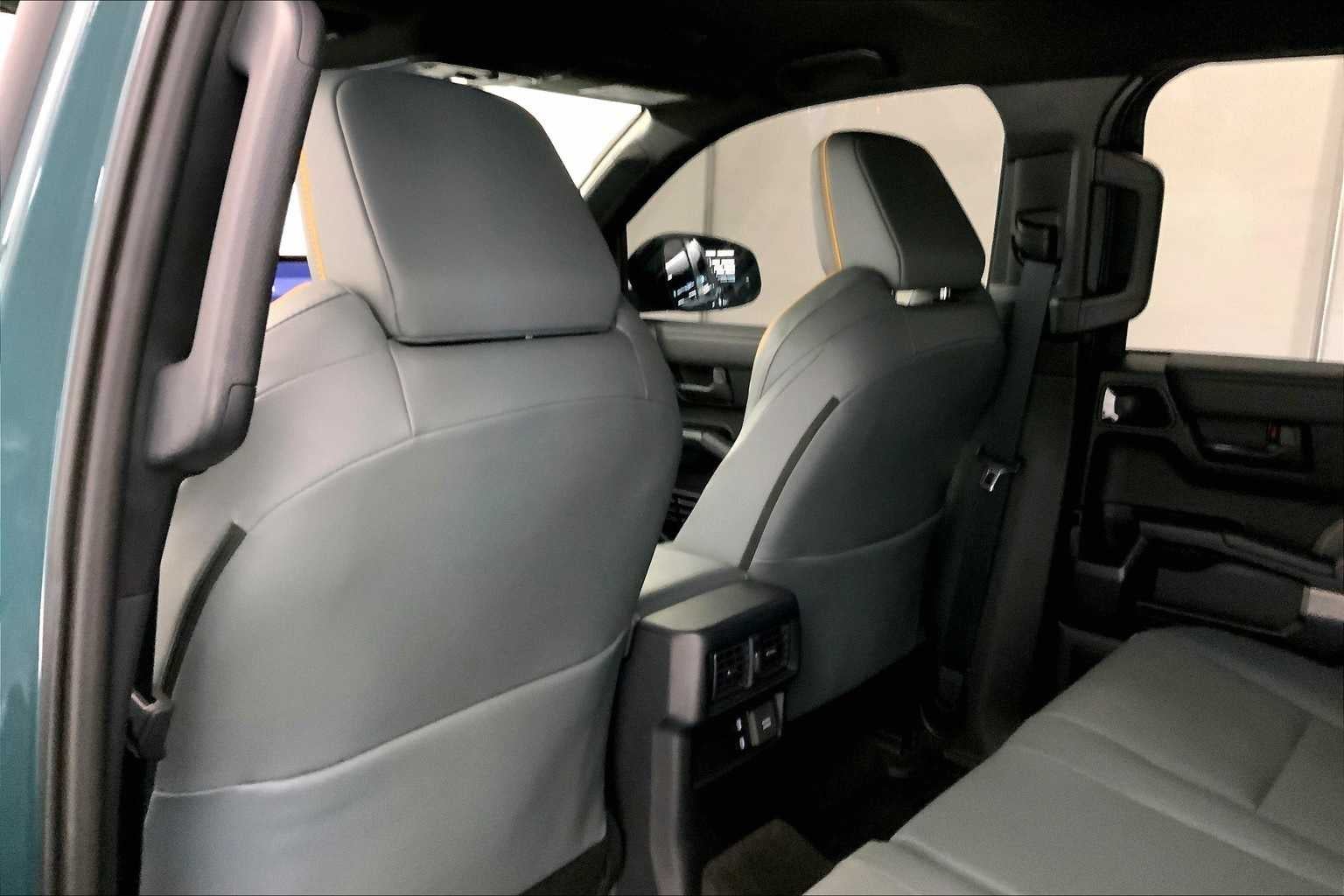 2025 Toyota 4Runner Hybrid Trailhunter