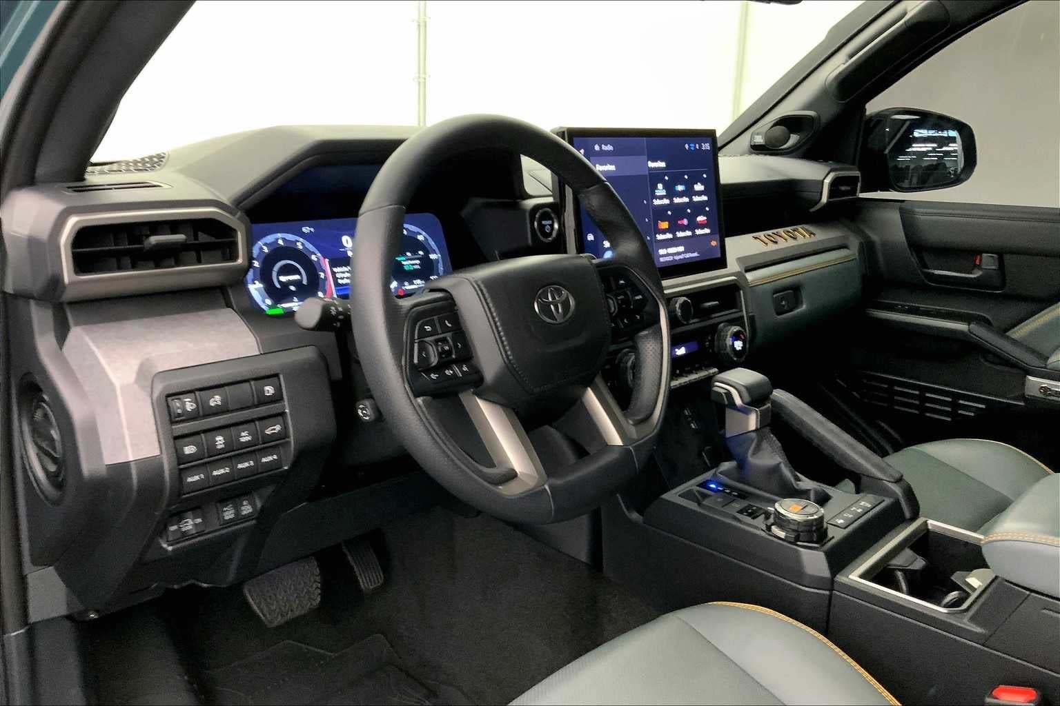 2025 Toyota 4Runner Hybrid Trailhunter