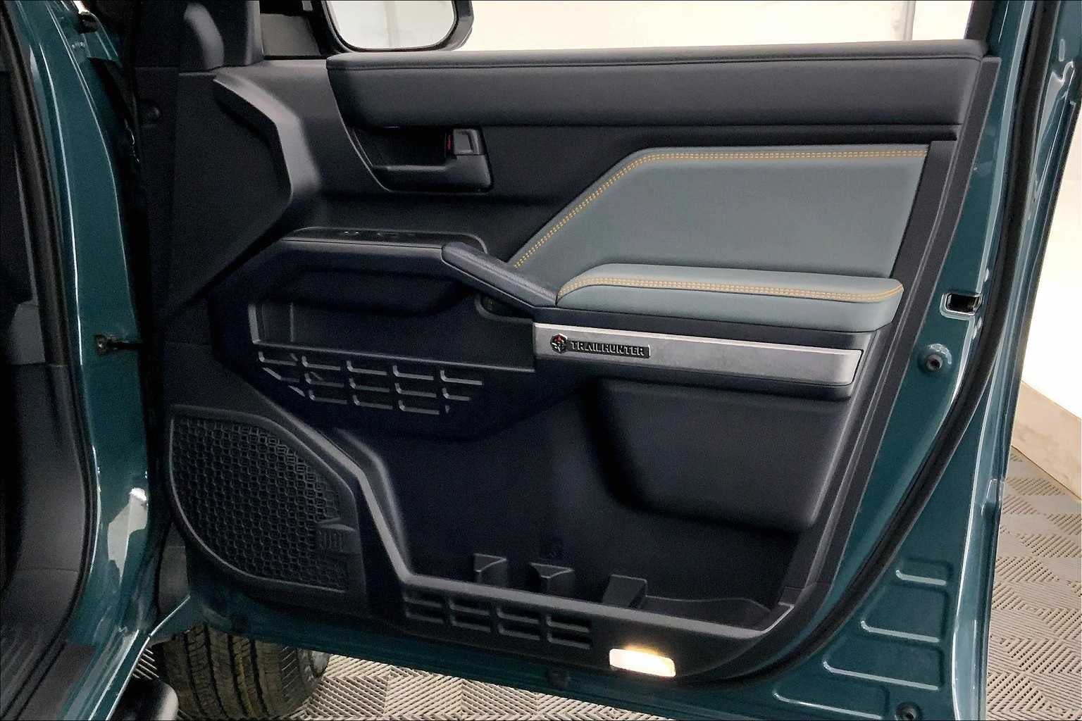 2025 Toyota 4Runner Hybrid Trailhunter