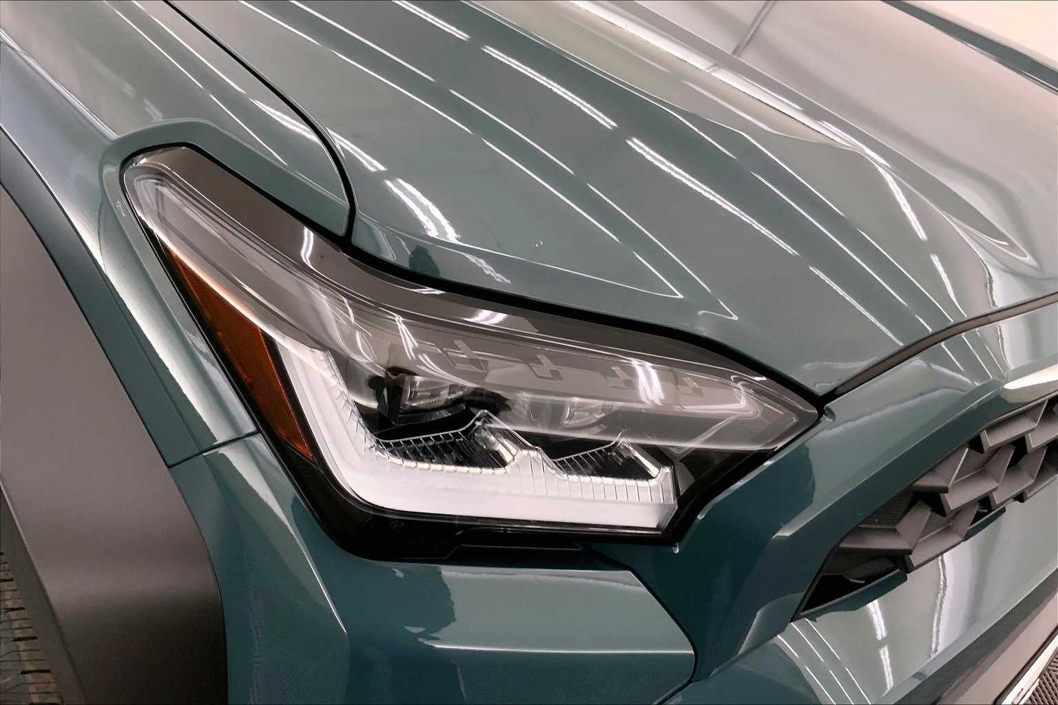 2025 Toyota 4Runner Hybrid Trailhunter