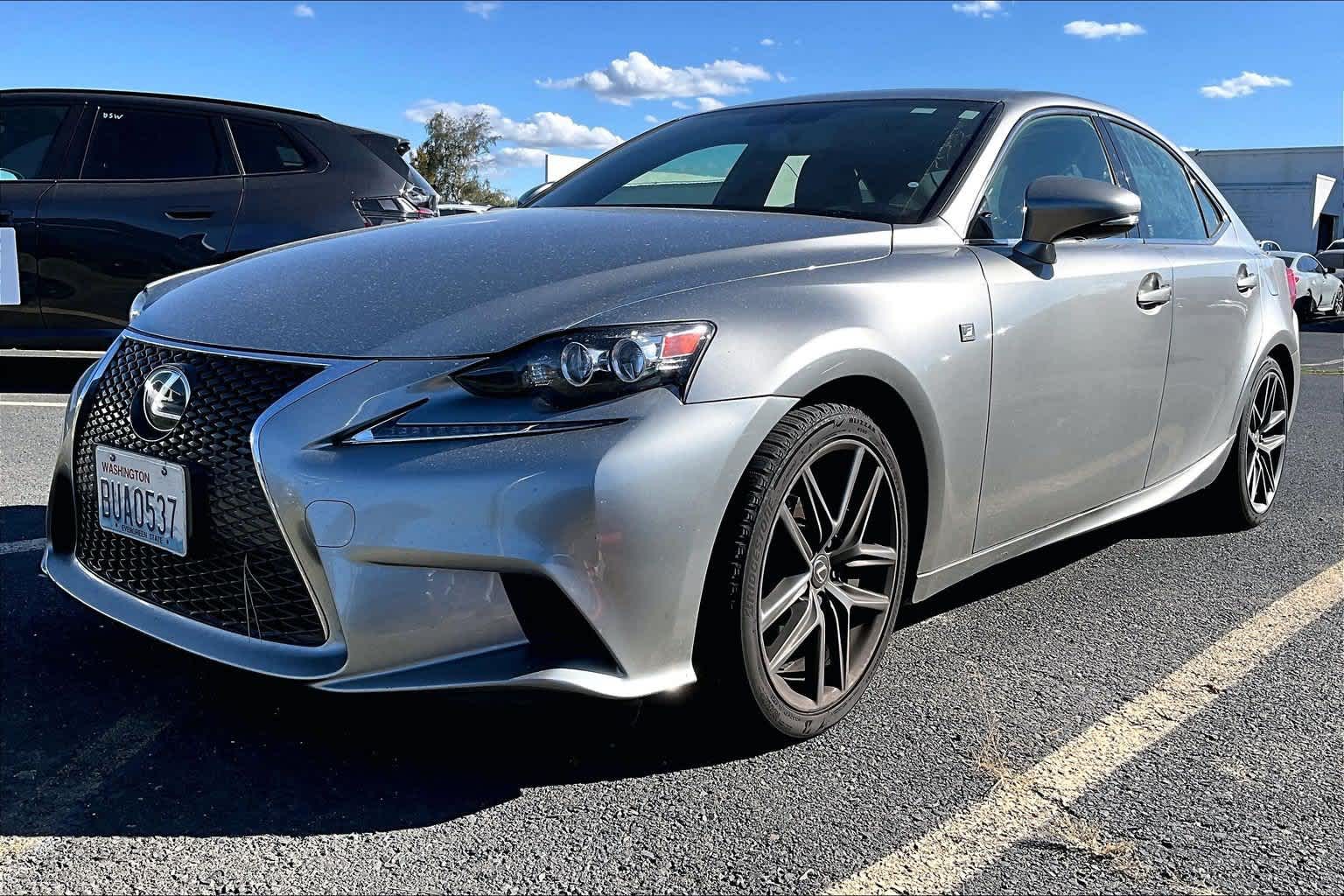 2016 Lexus IS 200t 4dr Sdn