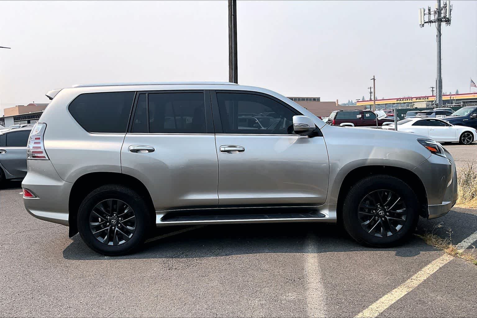 2023 Lexus GX 460 Premium