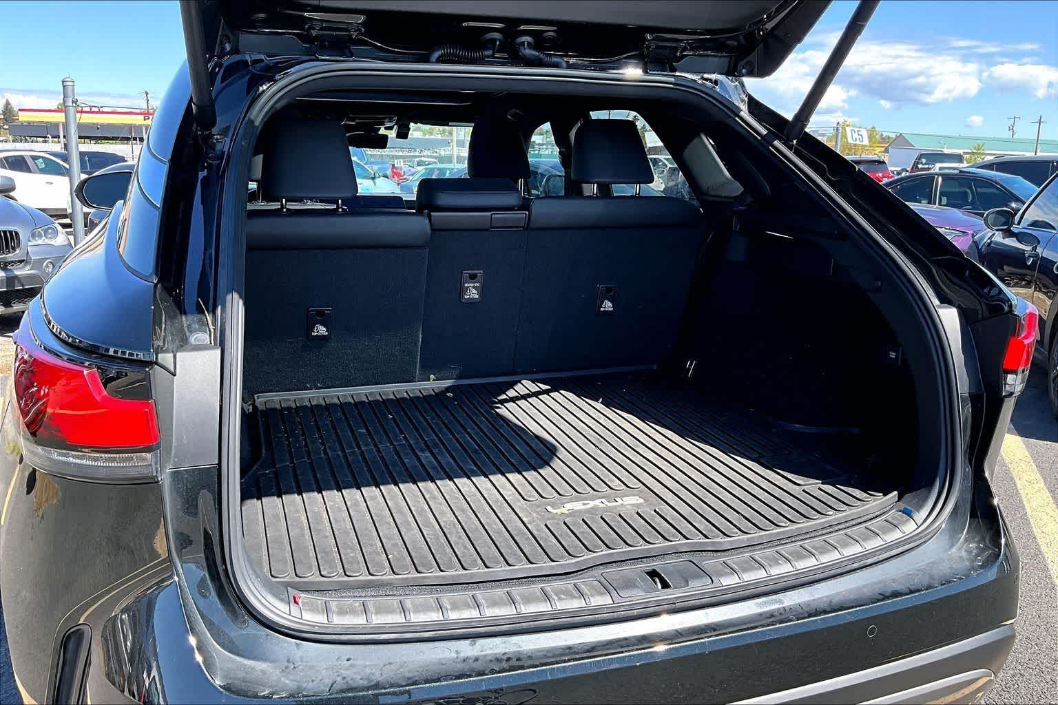 2025 Lexus RX 450h+ Luxury