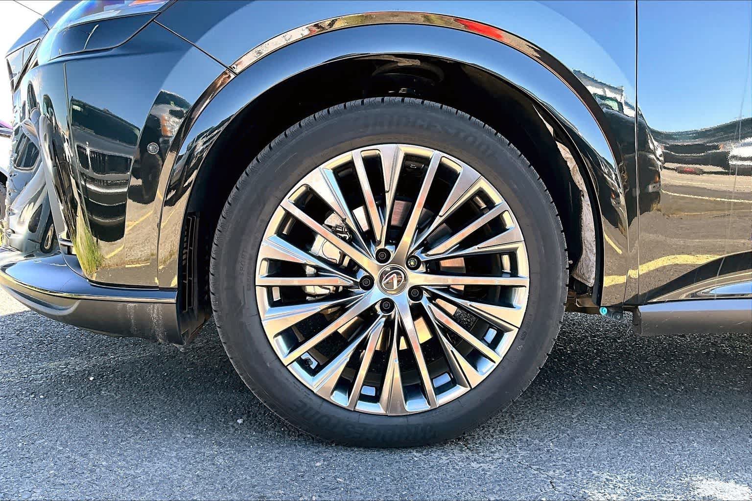 2025 Lexus RX 450h+ Luxury