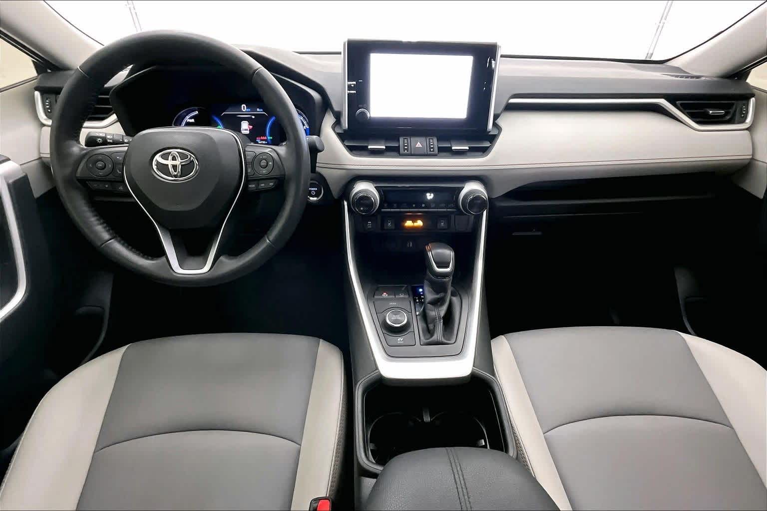 2025 Toyota RAV4 Hybrid XLE Premium