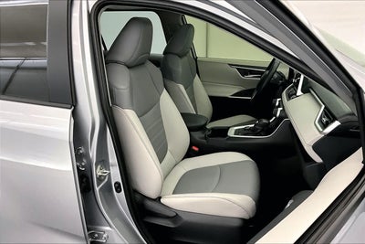 2025 Toyota RAV4 Hybrid XLE Premium