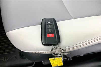 2025 Toyota RAV4 Hybrid XLE Premium