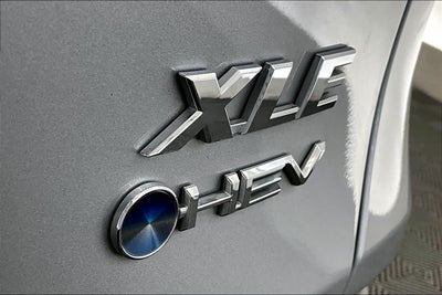 2025 Toyota RAV4 Hybrid XLE Premium