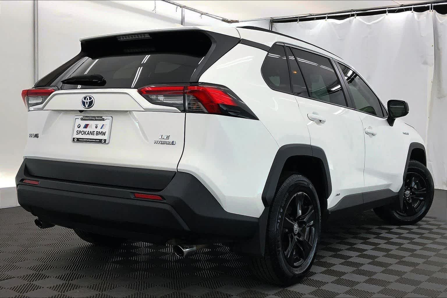 2021 Toyota RAV4 Hybrid LE