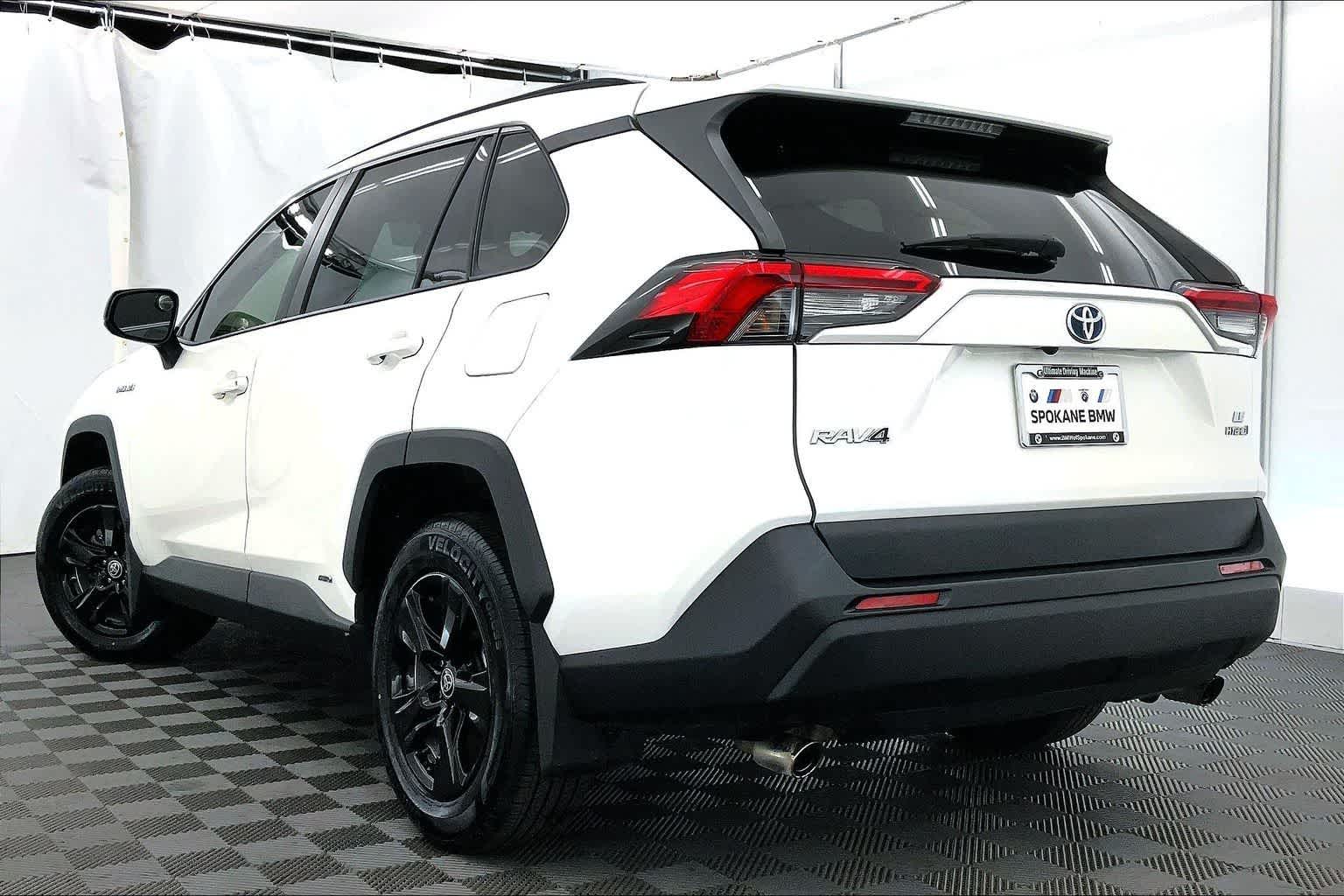 2021 Toyota RAV4 Hybrid LE