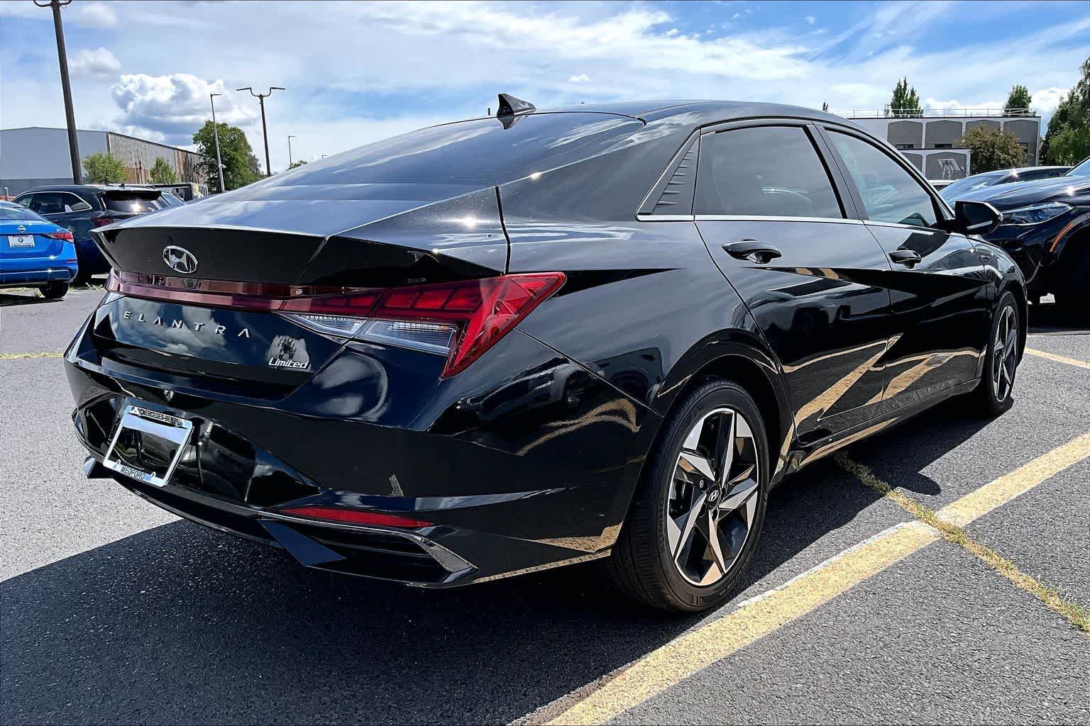 2023 Hyundai Elantra Limited