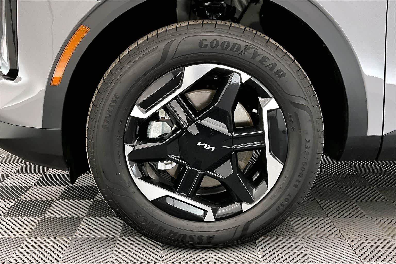 2026 Kia Sportage Hybrid S