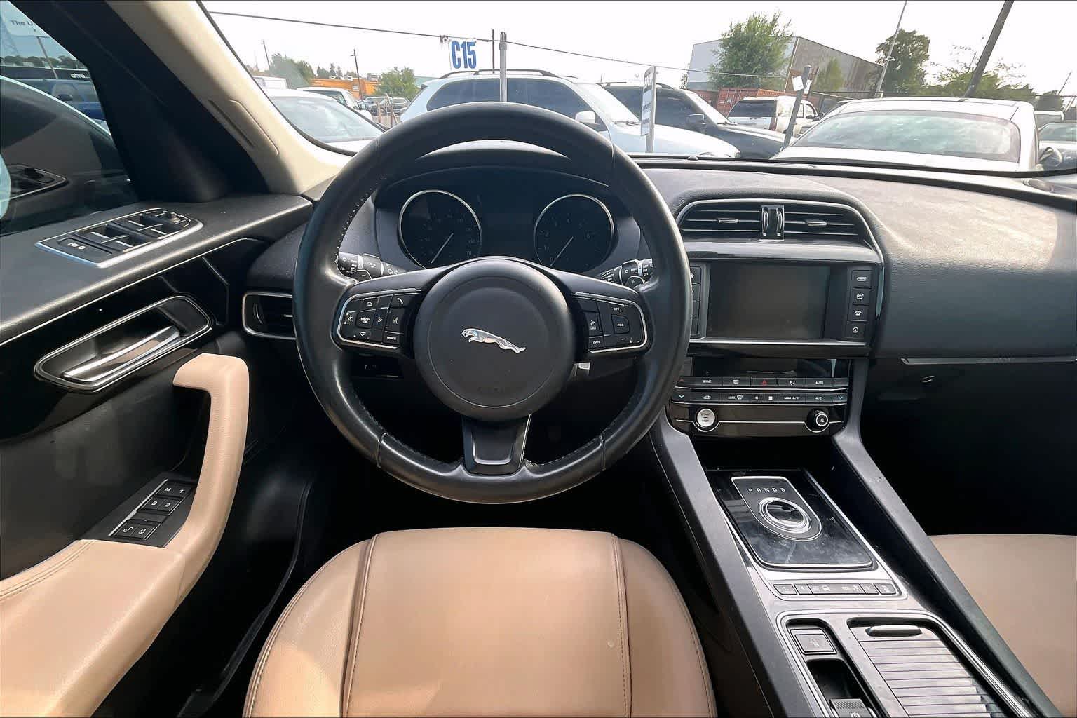 2018 Jaguar F-PACE 35t Premium