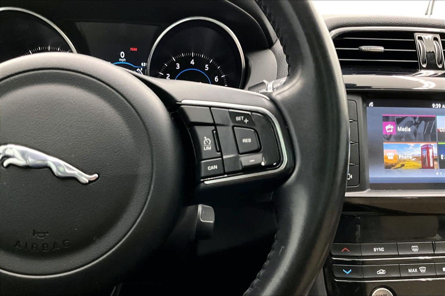 2018 Jaguar F-PACE 35t Premium