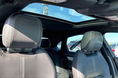 2024 Jaguar XF R-Dynamic SE