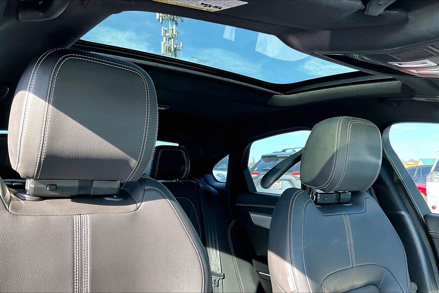 2024 Jaguar XF R-Dynamic SE