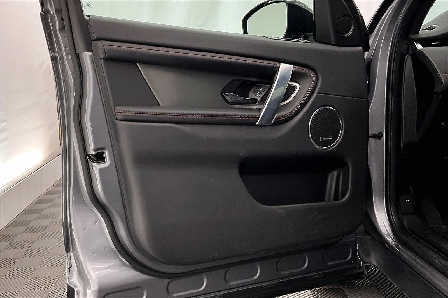 2022 Land Rover Discovery Sport S R-Dynamic