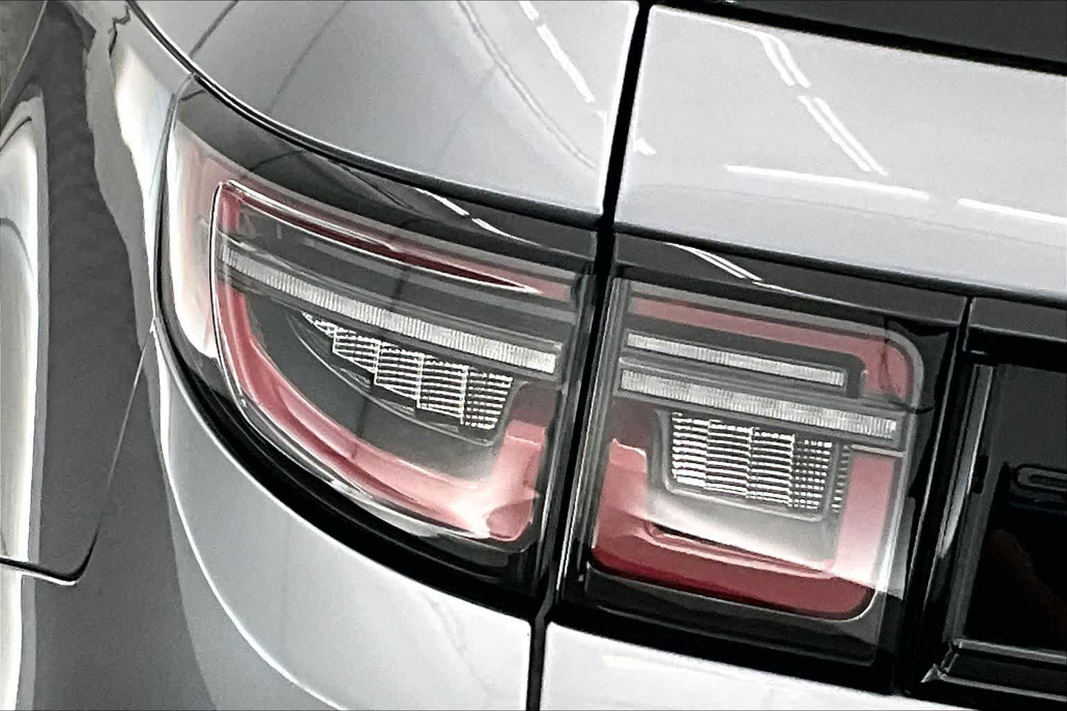 2022 Land Rover Discovery Sport S R-Dynamic