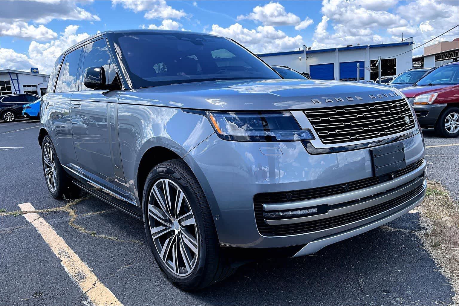 2023 Land Rover Range Rover SE
