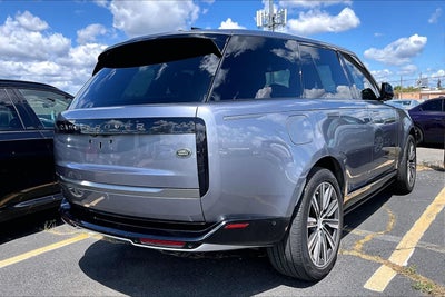 2023 Land Rover Range Rover SE