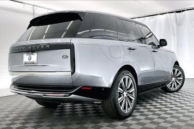 2023 Land Rover Range Rover SE