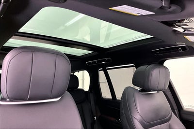 2023 Land Rover Range Rover SE