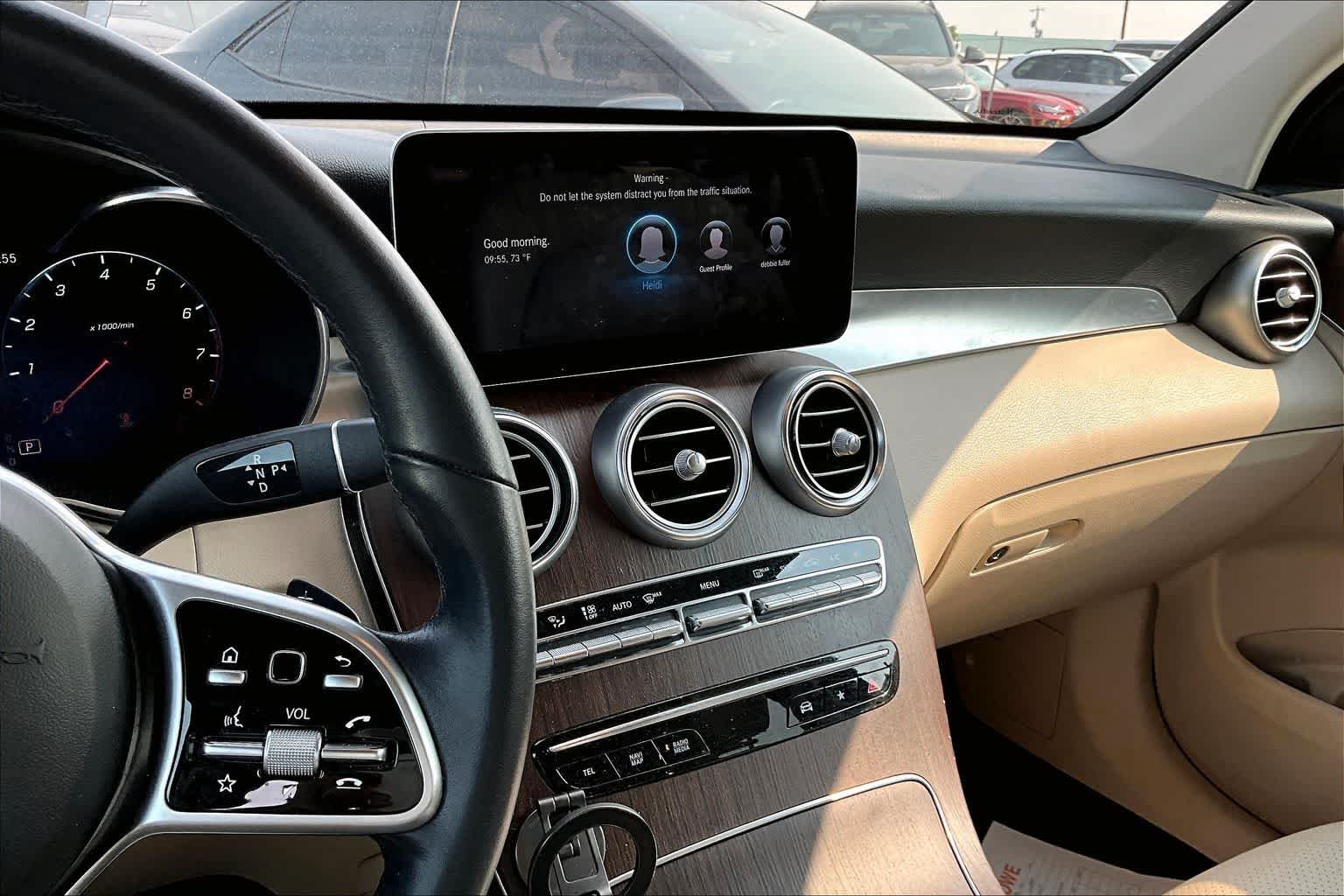 2022 Mercedes-Benz GLC 300 GLC 300