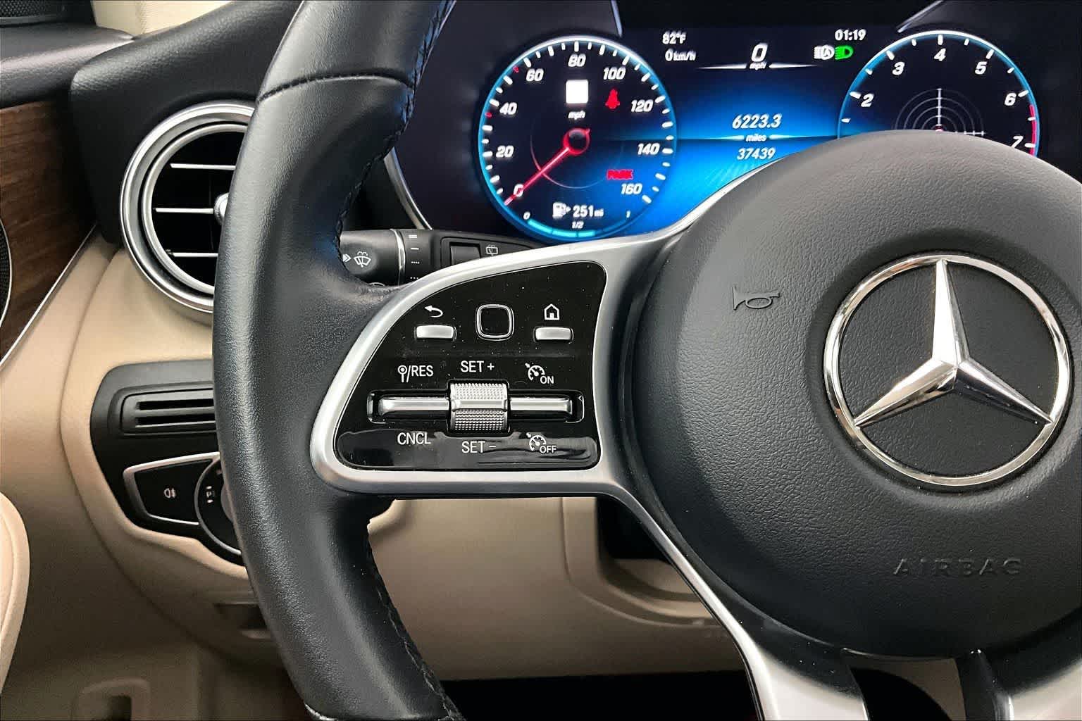 2022 Mercedes-Benz GLC 300 GLC 300